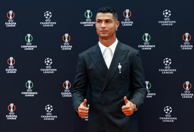 Kênh YouTube của Cristiano Ronaldo đã chạm mốc hơn 62 triệu đăng ký