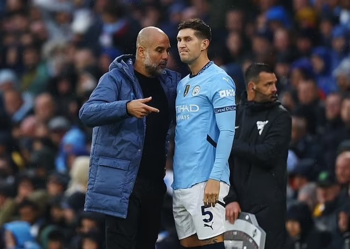 Quyết định thay John Stones vào sân của HLV Pep Guardiola là sáng suốt